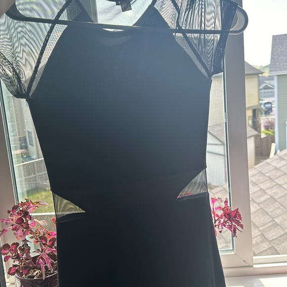 Garage XS black dress - Picture 3 of 4